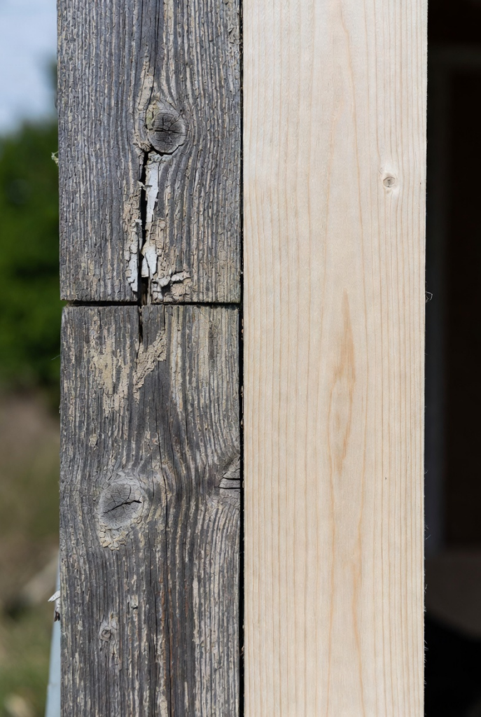 Before and after eco-friendly wood preparation before coating – grey weathered cedar deck brightened and restored for staining
